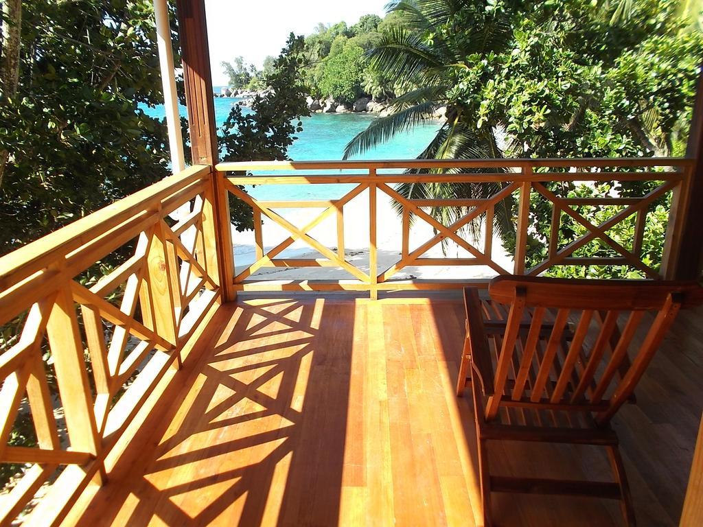 Lilot Beach Chalets Glacis  Phòng bức ảnh