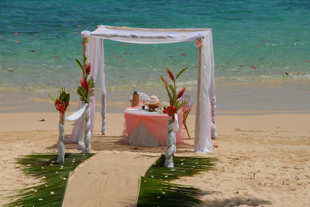 Lilot Beach Chalets Glacis  Phòng bức ảnh